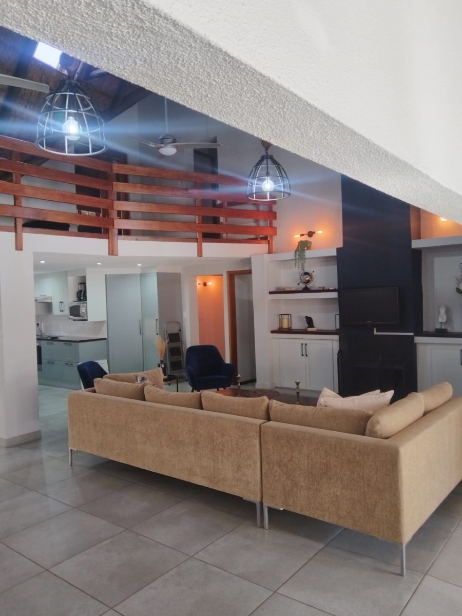 7 Bedroom Property for Sale in Lakeland North West